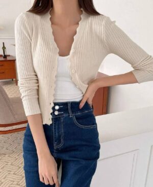 SUETER CON BOTONES SHEIN