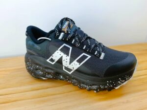 DEPORTIVO NEW BALANCE FRESH FORME NEGRO