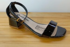 SANDALIA TACON PUCCINI AR180 NEGRO