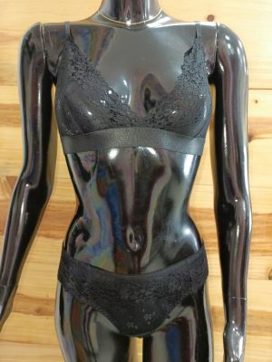 CONJUNTO NEGRO DE LENCERIA SHEIN
